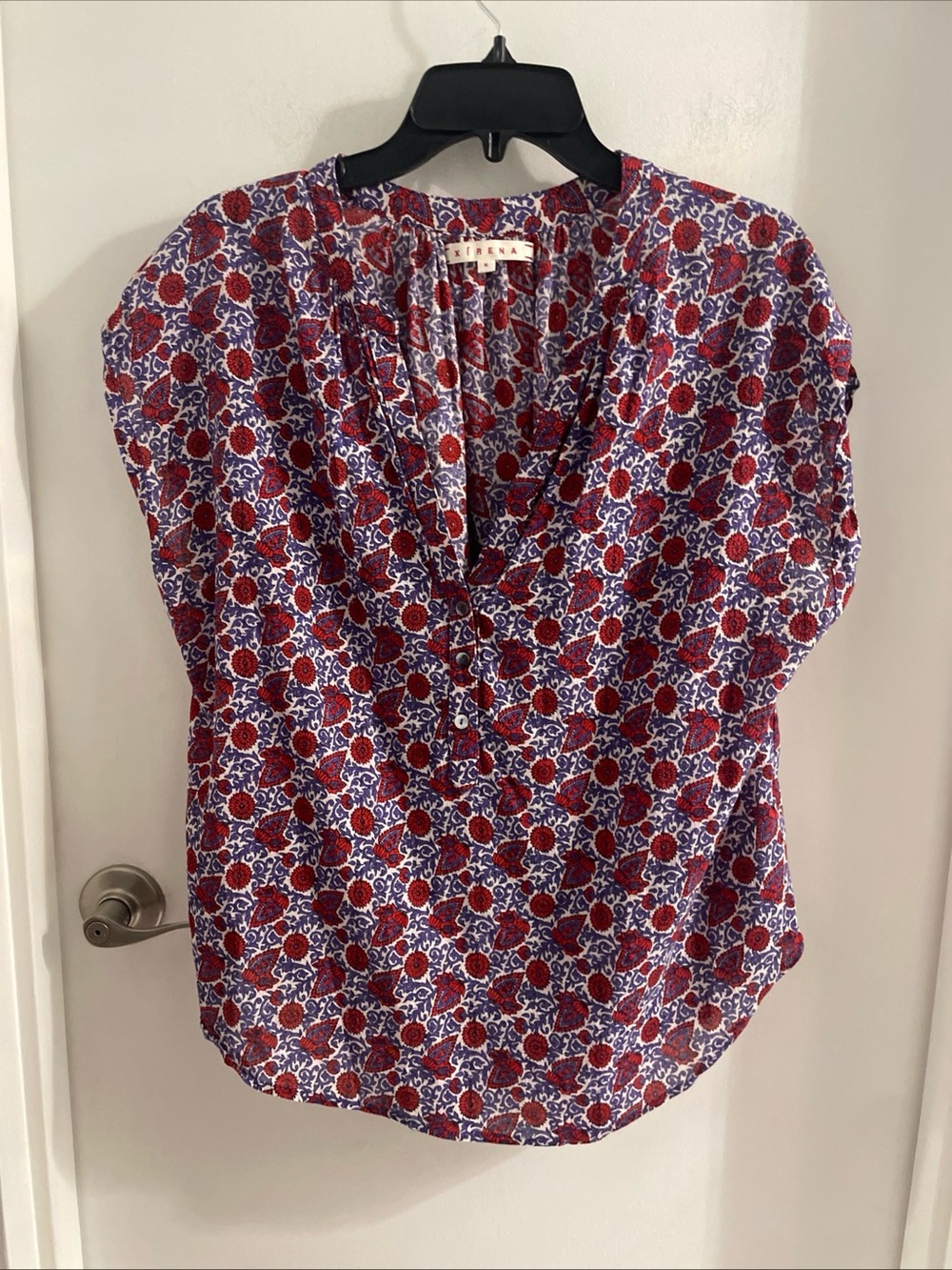 Xirena S Womens Floral Sam Top Short Sleeves Hi Low Hem Red Purple